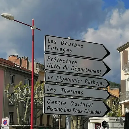 Calme Et Arbore, 34 Daire *
